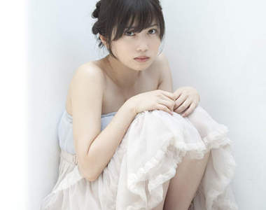 志田未來長大惹!♥ 20  歲的記念月曆推出!