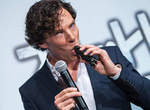 Benedict Cumberbatch 在日宣傳時把自己給吃掉了...?! Benedict Cumberbatch 在日宣傳時把自己給吃掉了...?!