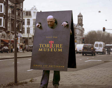 《驚豔博物館廣告》這些海報也可以放在博物館裡了