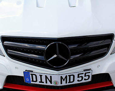 妙手回春《賓士E500 Coupe》矯健身手配勁裝