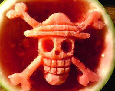 《西瓜肉雕刻》哥吃的是藝術啊~XD