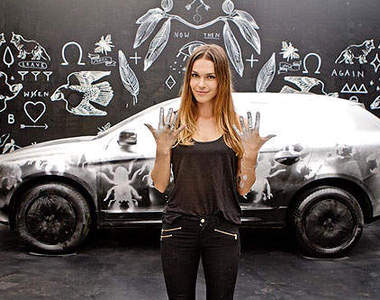 《Volvo XC60》把車車畫成這樣是不是該道個歉呢？(誤)