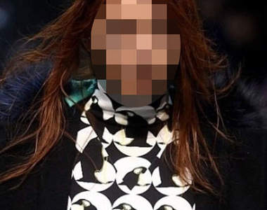 《U-IE》首爾時裝周走秀~網友表示:剛剛她去淋過雨嗎?