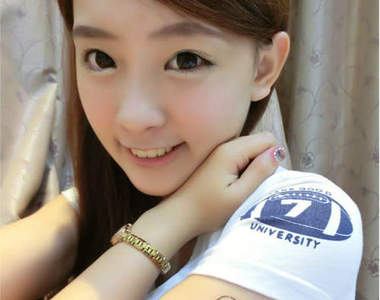 搞怪甜心haha　看一眼可愛看第二眼就愛上的漂亮美眉