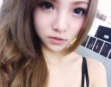 奶精妹　李玟儒　22吋小蠻腰的漂亮模特兒