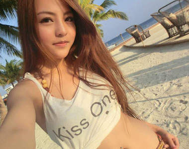 Vivi Tam　來自香港的一位美人麻豆