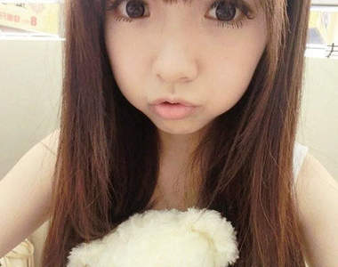 陸佳璐　嬰兒肥加一點萌萌的超可愛大陸麻豆