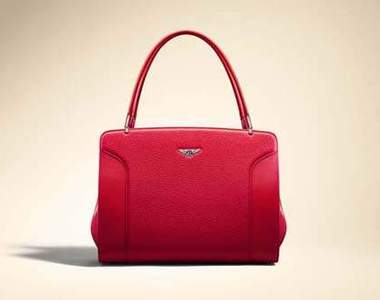 《賓利包包》買不起車車只好怒買包包（？）