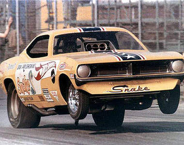 《Snake & Mongoose》預計9月上檔的美國味賽車電影～