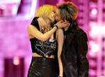 《2013 MAMA》得獎特輯 泫雅、賢勝又 親 了>///< 《2013 MAMA》得獎特輯 泫雅、賢勝又 親 了>///<
