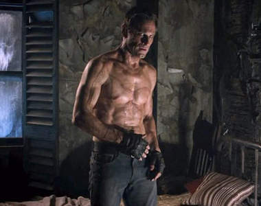 亞倫艾克哈特《我，科學怪人》奇幻大戰首支預告