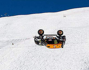 史上頭一回《Mini Countryman JCW》挑戰車車後空翻成功~