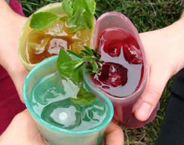 《未來食器》連杯子都可以直接吃下去喔