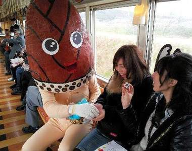 《日本吉祥物》忙錄的生活實態－電車篇