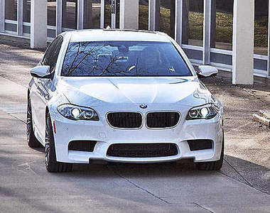 Switzer改造《BMW M5》外衣低調卻有700匹超強馬力～