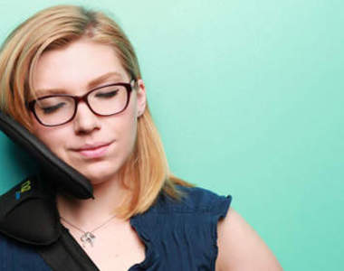 《旅行頸枕》帶著它隨處打瞌睡～