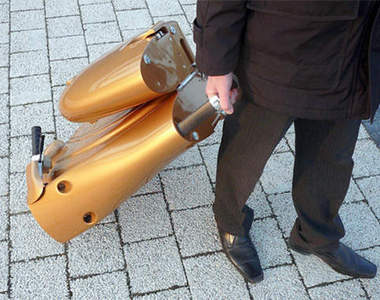 《摺疊摩托車》騎車沒停車位沒關係～帶著走吧～