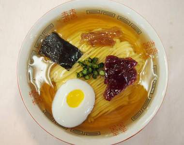 蛋糕店和食風《拉麵蛋糕》陸續出爐~