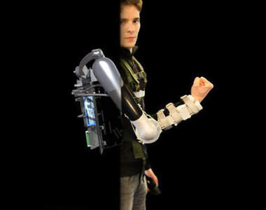 2013 James Dyson詹姆士戴森發明大獎公佈～超帥氣鋼鐵人手臂現身