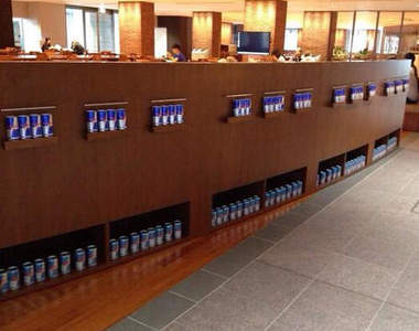 大學校園裡的《Red Bull恐怖攻擊事件》這麼有錢的犯人揪竟是......