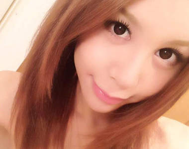 荒木蕾娜（荒木レナ）　感覺在玩棒打老虎雞吃蟲的AV女優