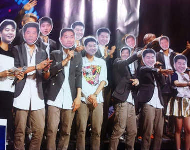 《兄妹戰爭》當EXO變成大叔頭,最後的下場是......?