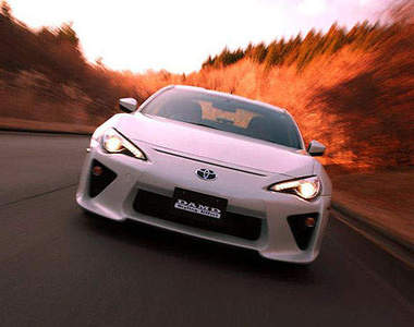 傻傻分不清?《Toyota 86》帥氣變身Lexus限量超跑LFA~
