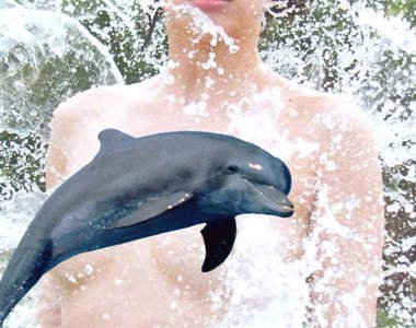 鹹鹹濕身寫真集〝趴兔〞　潑水讓妹溼答答也是一種美