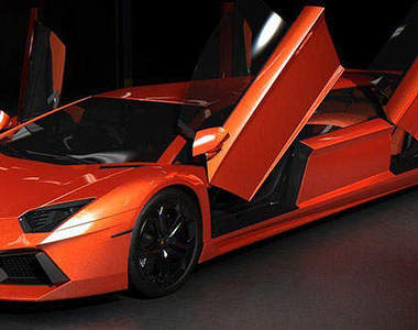 加長版《Lamborghini Aventador》臘腸狗和新大牛愛的結晶?(誤)