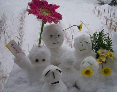 《創意雪人》人家也好想要堆雪人喔◕ܫ◕
