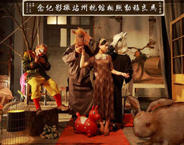 上海《移動像館》 讓你想拍什麼就扮什麼