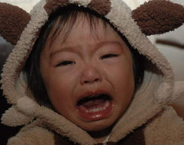 《讓寶寶停止哭泣的方法》一聽到JOJO的主題曲就馬上停止哭泣了(⊙o⊙)