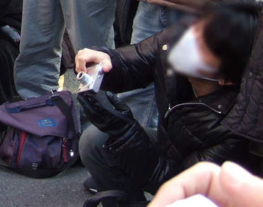 低角度攝影的奧義　原來一人還有比一人低吶