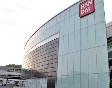 靜岡鋼彈工廠 穿聯邦軍制服逛一圈出來這可是男人的浪漫啊~