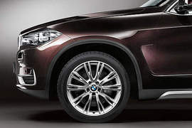 該怎麼配?《BMW X5 Individual》車車跟別人一模一樣怎麼行 該怎麼配?《BMW X5 Individual》車車跟別人一模一樣怎麼行