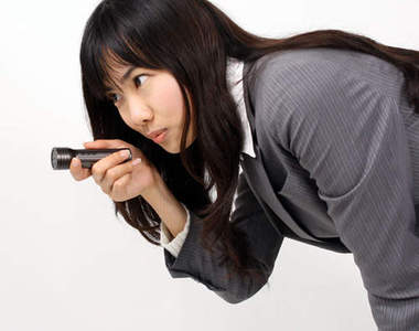 鬼月伴遊好物《手電筒相機》這...會不會太刺激了點~(抖抖)