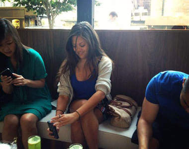 愛拍美食的人在朋友眼中是甚麼樣子呢？