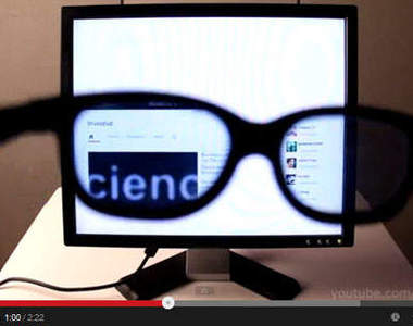 國外神人自製《隱形PC螢幕》 根本就是看謎片神器嘛www