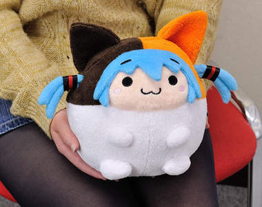 圓滾滾《初音娃娃》變的圓圓的