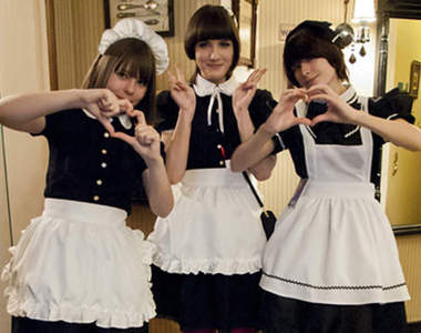 俄羅斯女僕咖啡廳　聽不懂講什麼也好可愛(注目)