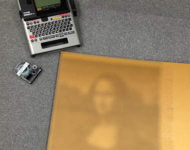 標籤機認真起來連蒙娜麗莎的微笑都畫得出來～(ﾟﾛﾟ屮)屮