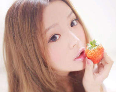 氧氣女生　裴紫綺　能唱歌也能拍美照的優質美女