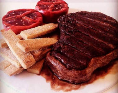 超美味《美食蛋糕》原來背後的廚娘長這樣........