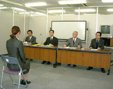 《面試交戰守則》東大畢業生面試被OUT卻錄用慶應生的主因是？