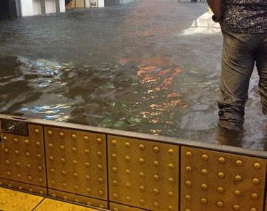 名古屋地鐵擋水裝置讓日本網友大喊SUGEEEEEEE!!!!!的理由