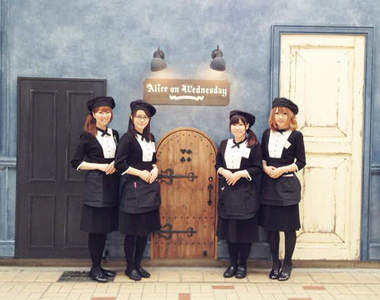 《水曜日的愛麗絲》以愛麗絲夢遊仙境為主題的雜貨專門店