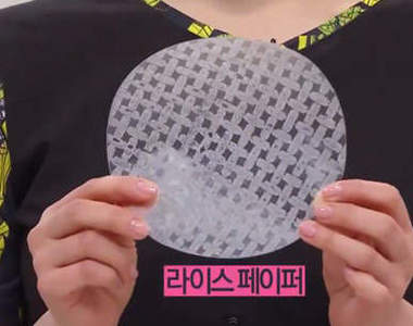 韓妞立馬美《米紙面膜》敷完不能吃喔喔喔