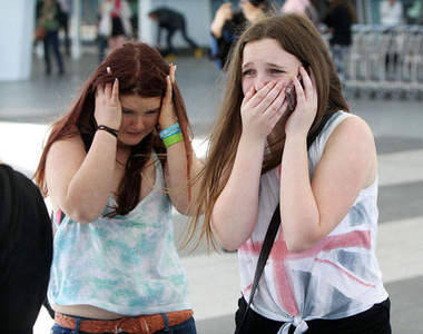 《當粉絲見到偶像》在機場就淚崩了...