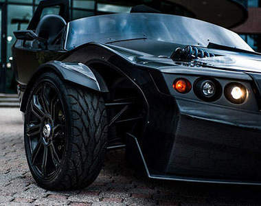 《Torq Roadster》蝙蝠俠改開三輪車了嗎？(大誤)