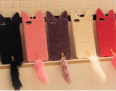 《貓尾巴手機套》讓手機變身成毛絨絨的小動物～（摸）